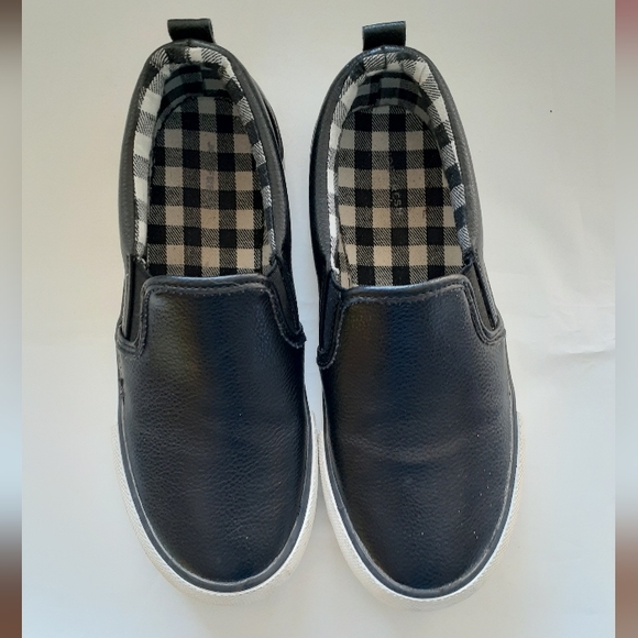 2-for-1 Black Slip-On Sneakers - Picture 4 of 5